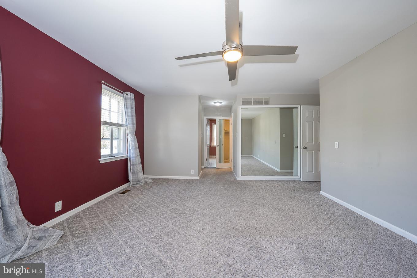 25 Hansen Ct