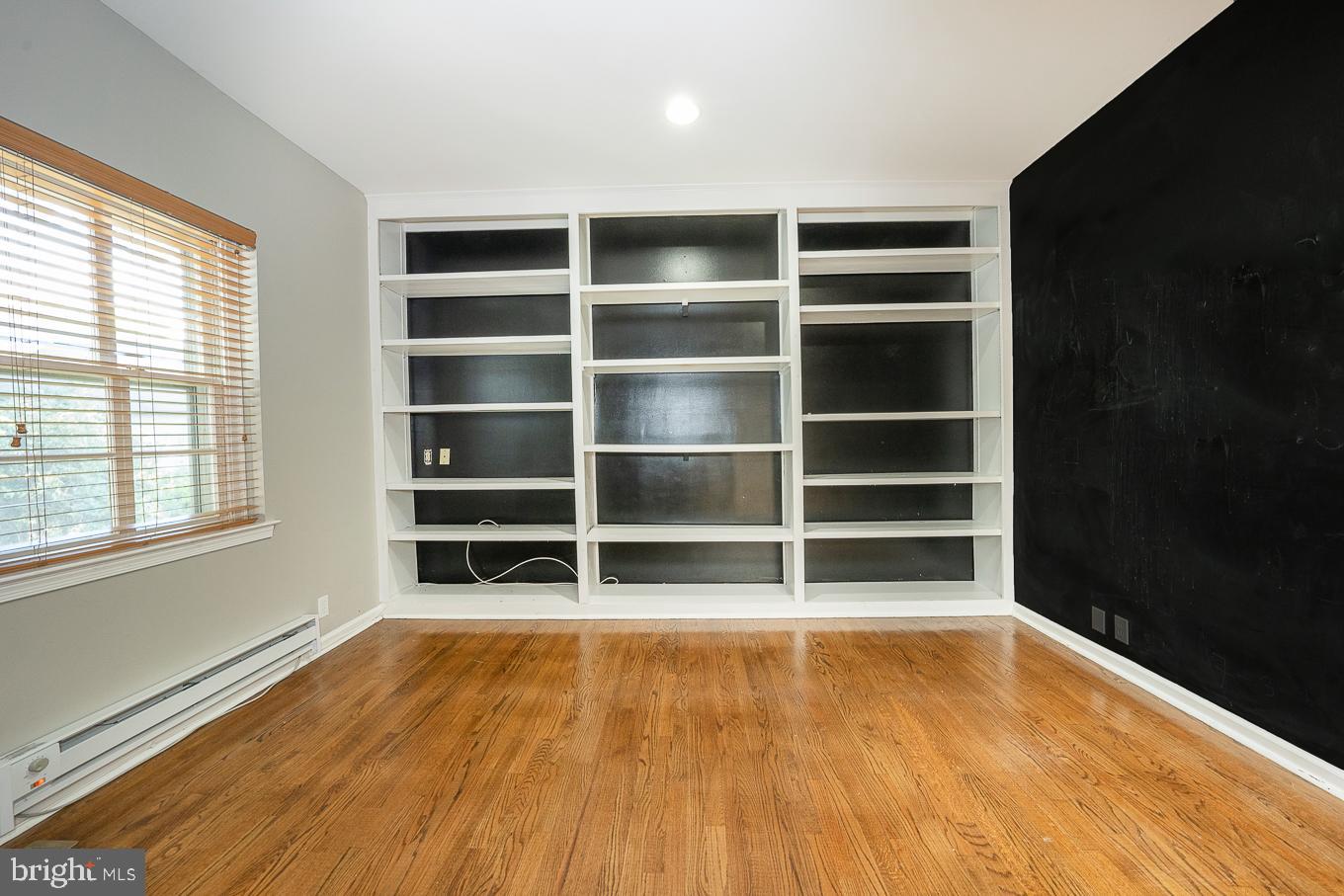 25 Hansen Ct