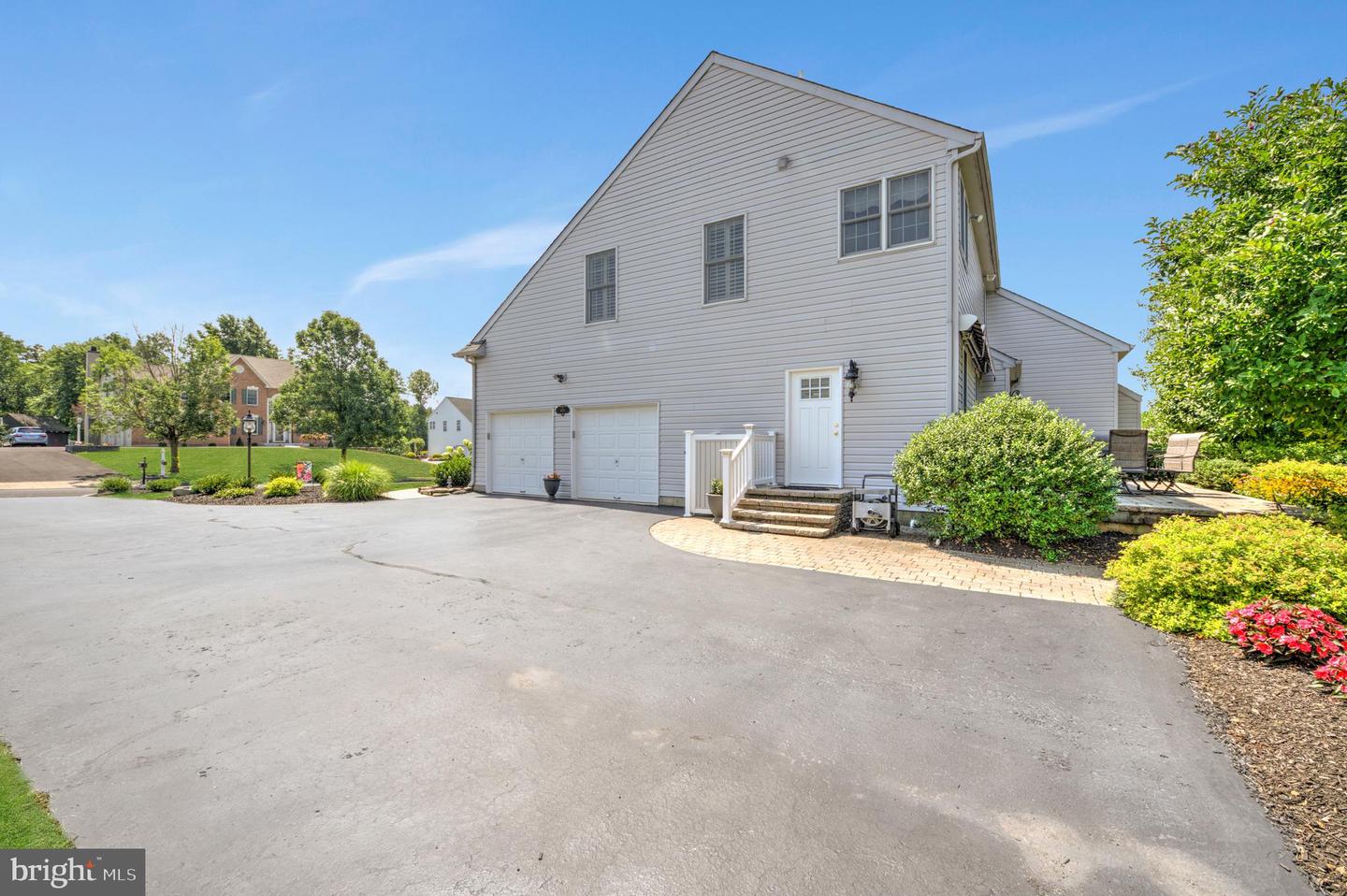 431 Turnberry Way