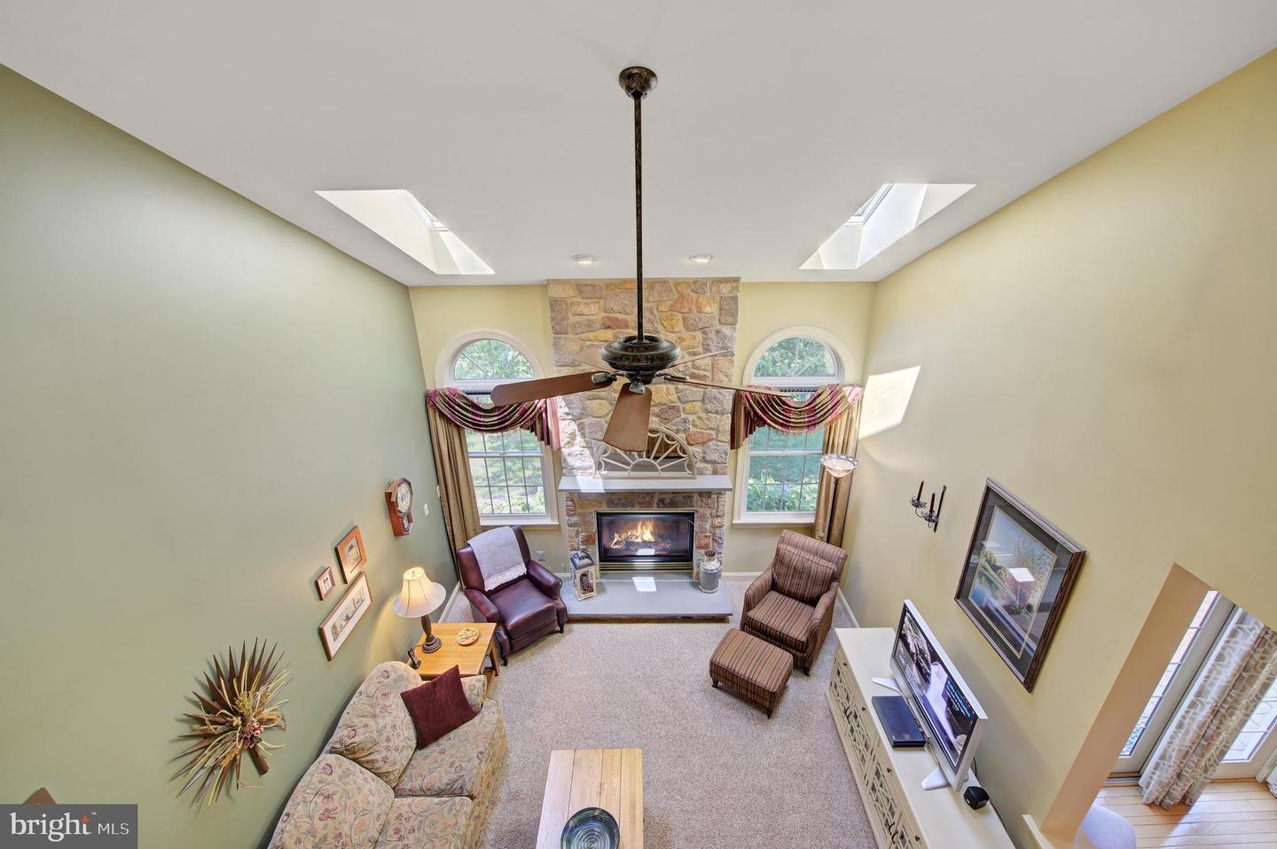 431 Turnberry Way