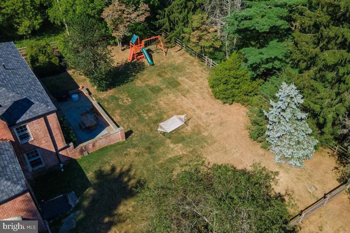 320 Rock Rd
