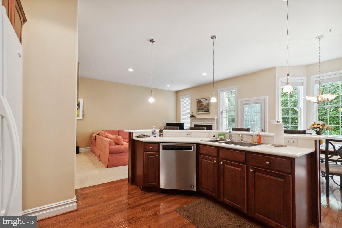 21 Breyer Ct #21-D