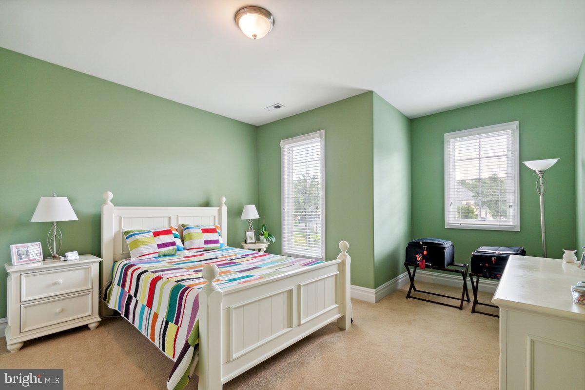21 Breyer Ct #21-D