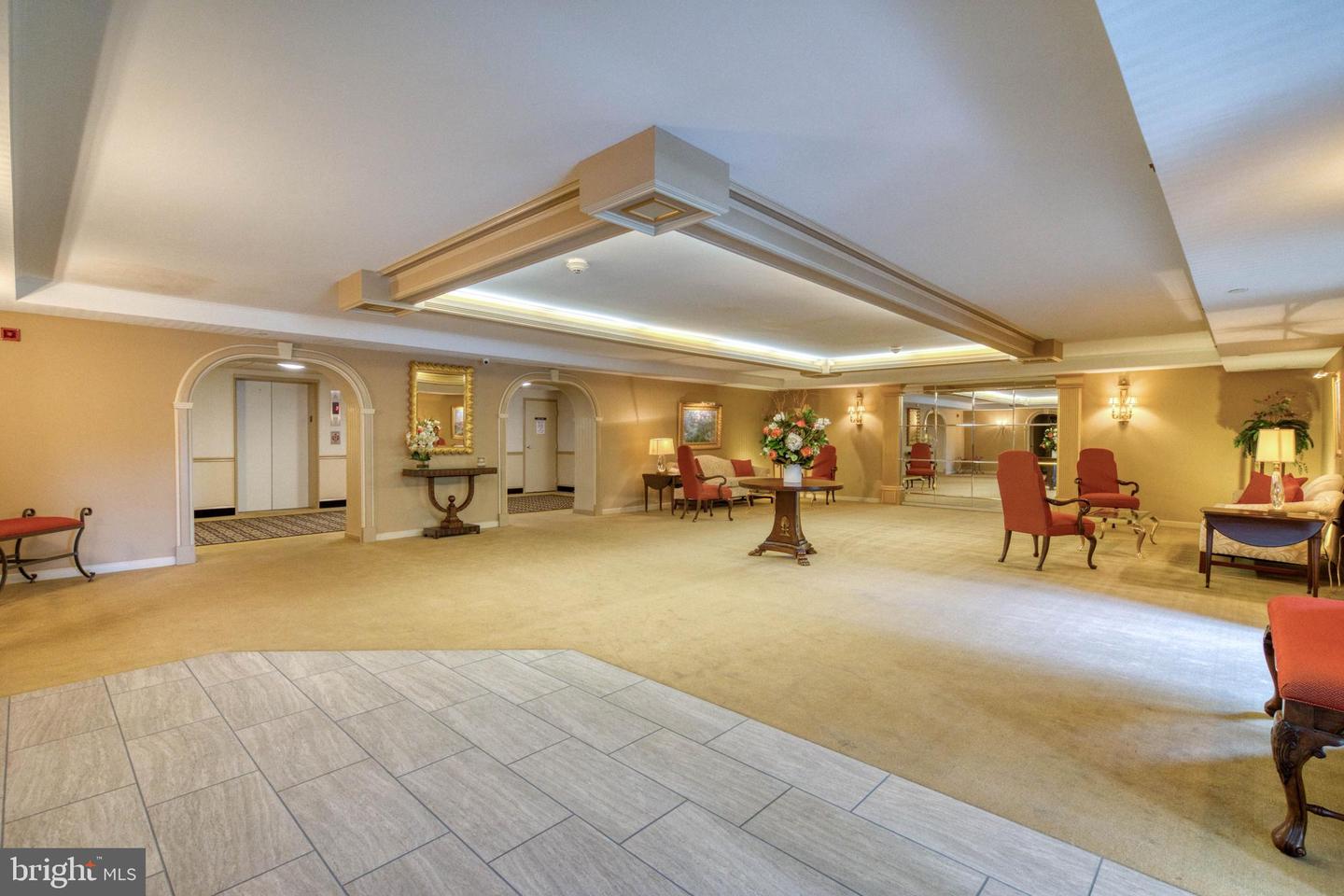 930 Montgomery Ave #110