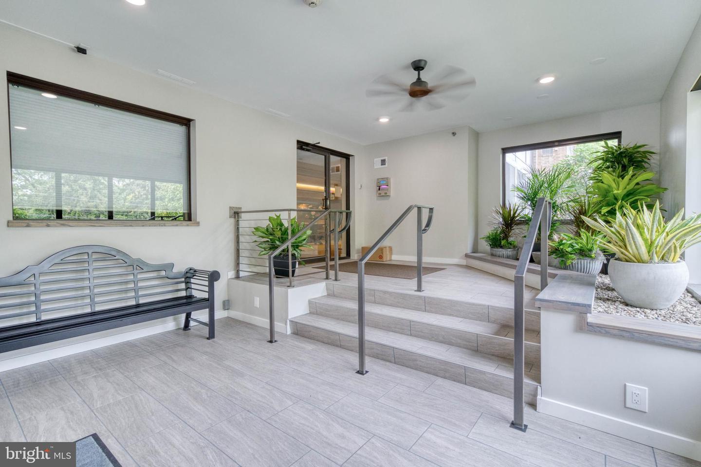 930 Montgomery Ave #110