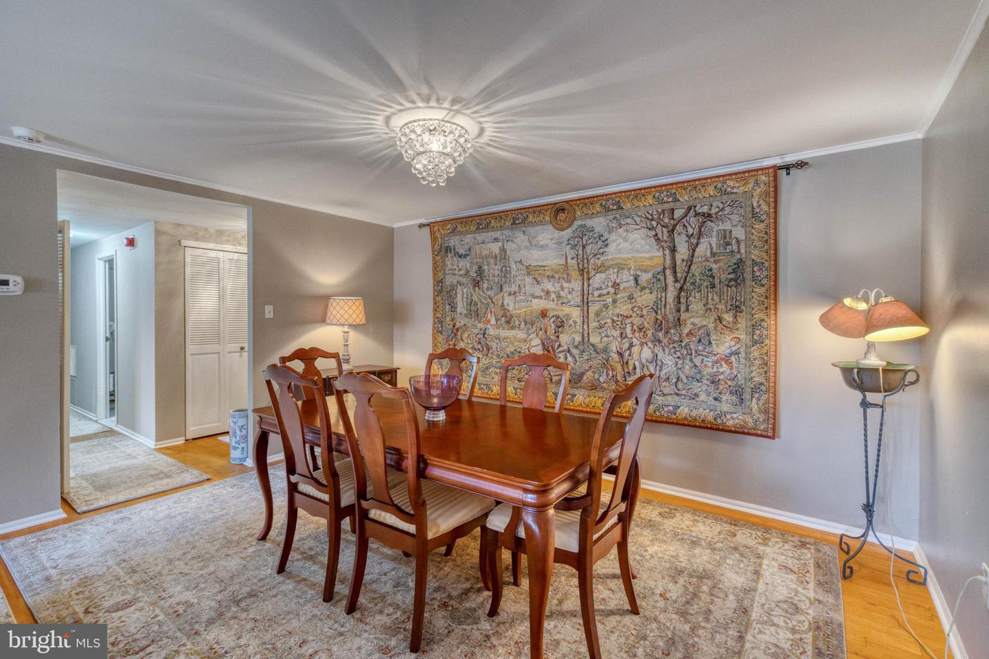 930 Montgomery Ave #110