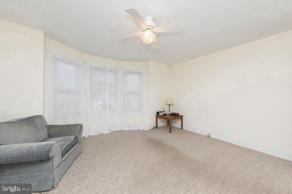 234 E 10th Ave