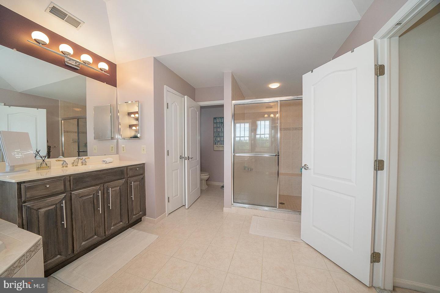 1022 Riverview Ln