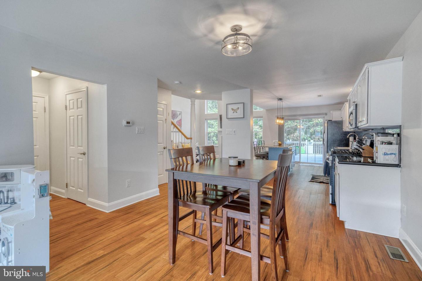 811 Martingale Rd