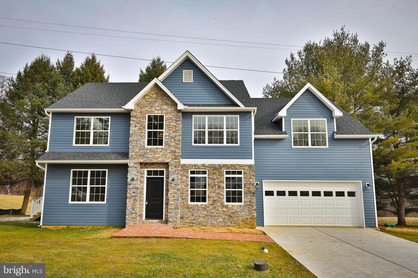 248 Hillcrest Ave