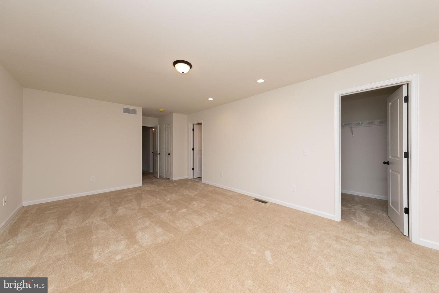 248 Hillcrest Ave