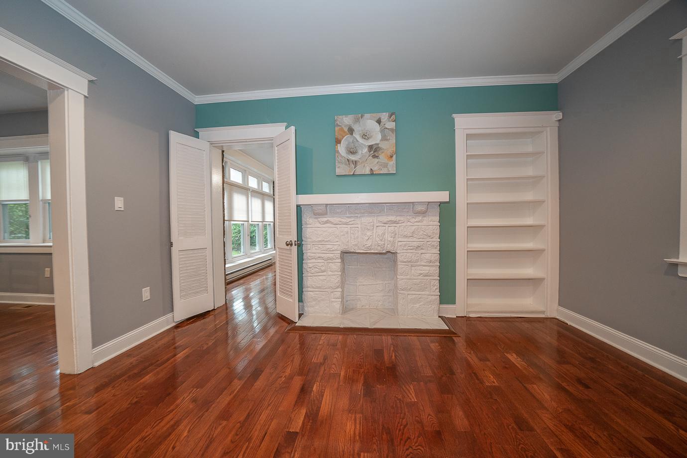 511 Waring Rd