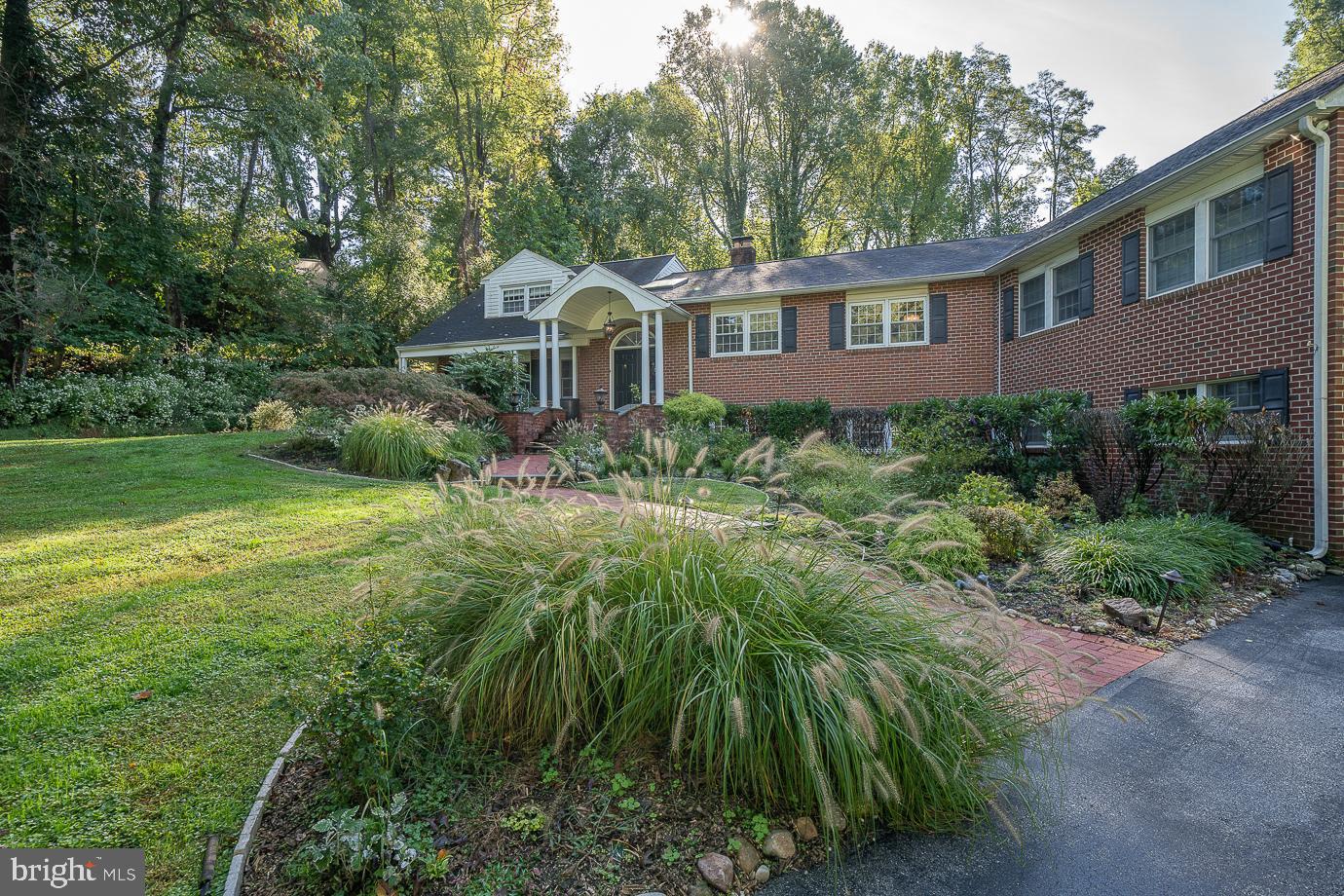 1431 Sandy Cir