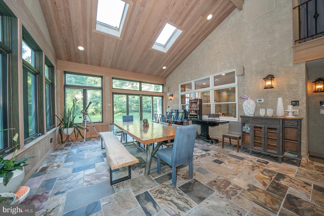 1431 Sandy Cir