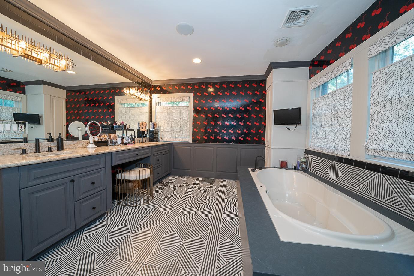 1431 Sandy Cir