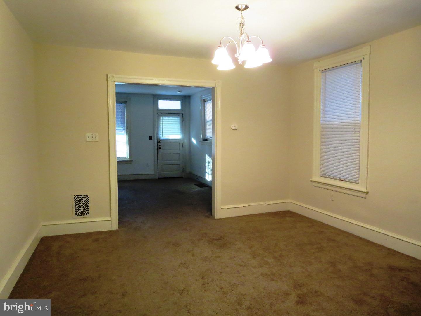 221 Ardmore Ave
