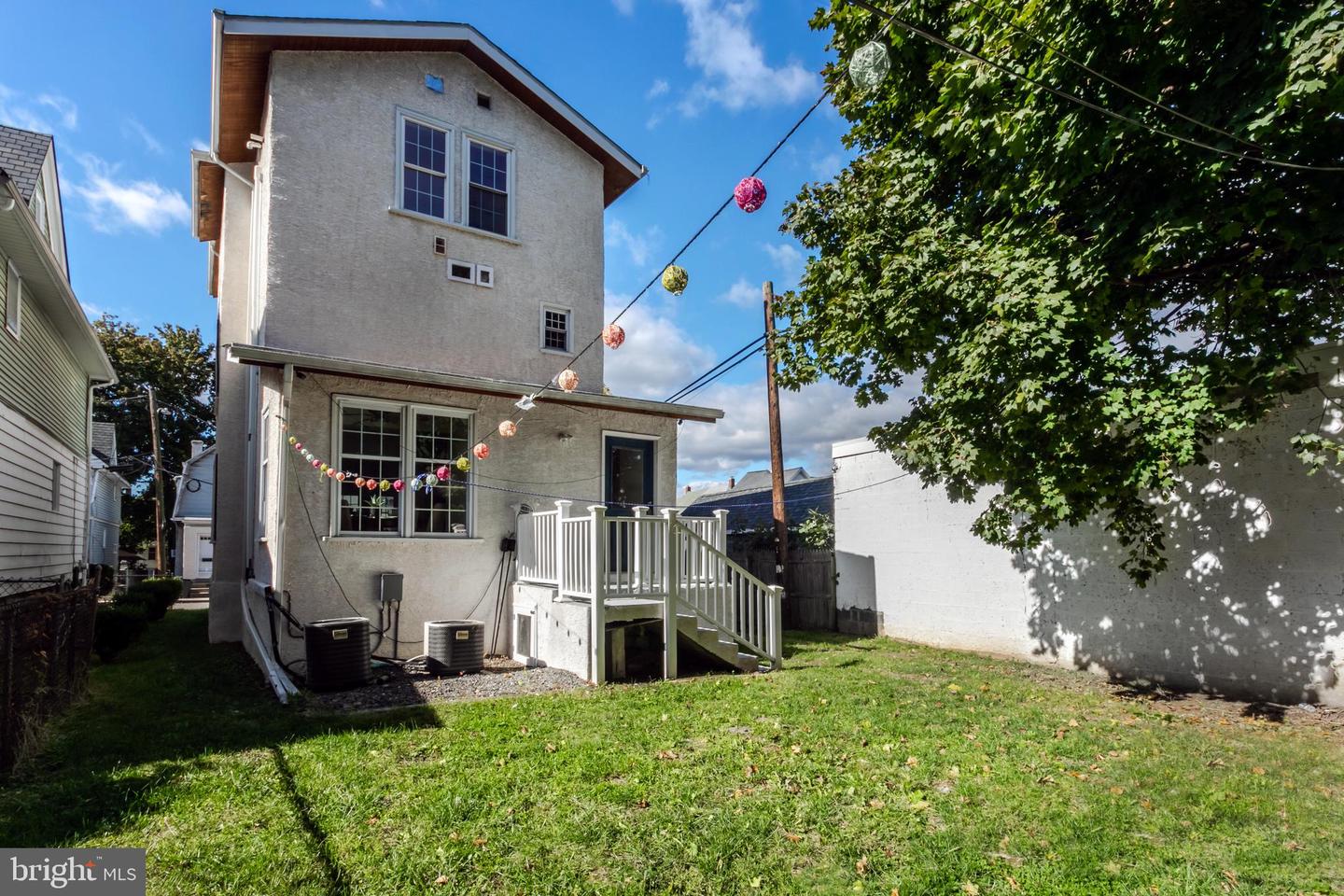 209 Greenfield Ter