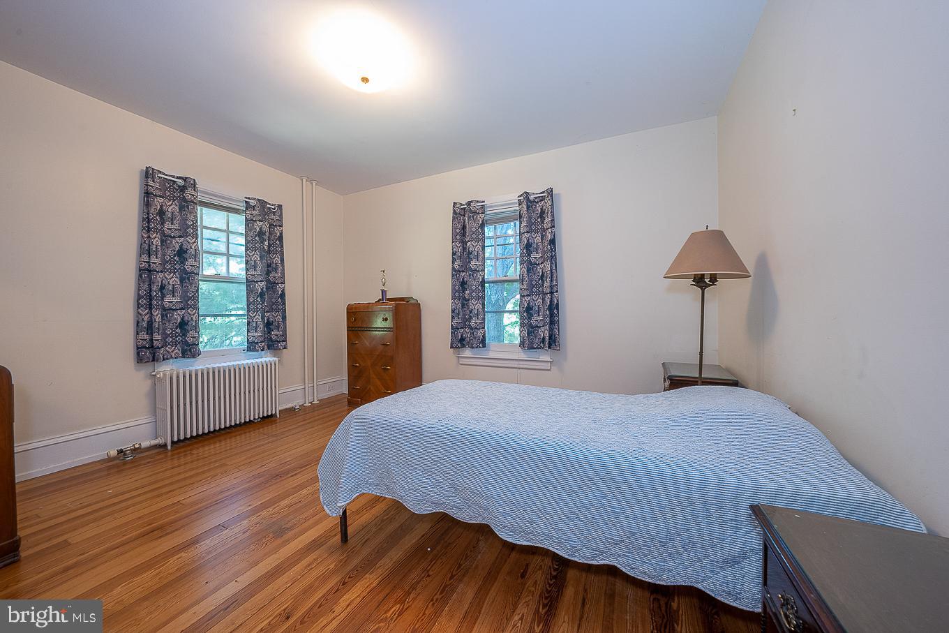 545 Elkins Ave