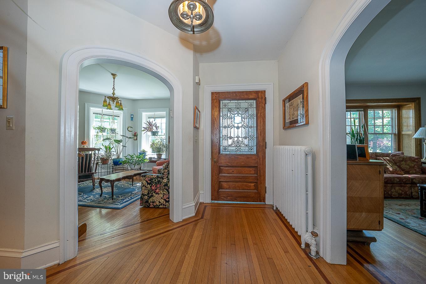 545 Elkins Ave