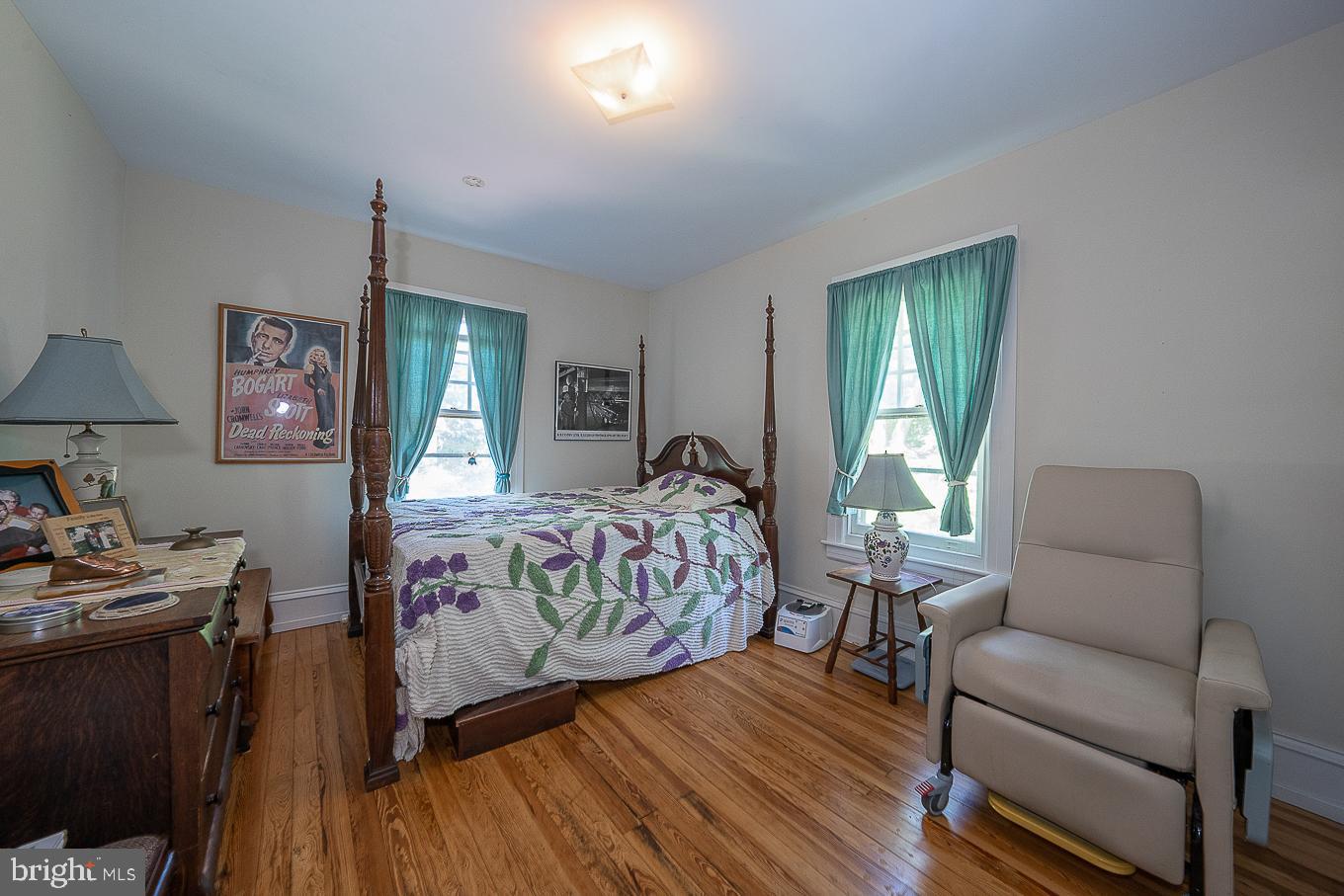 545 Elkins Ave