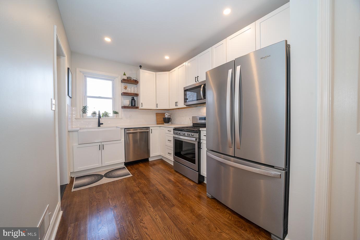 303 Woodbine Ave