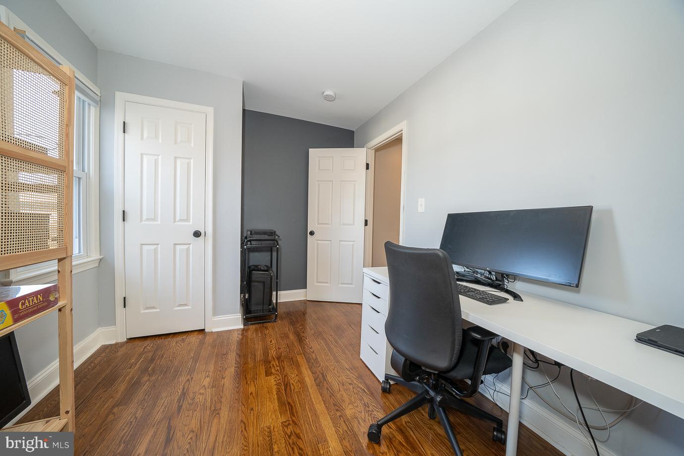 303 Woodbine Ave