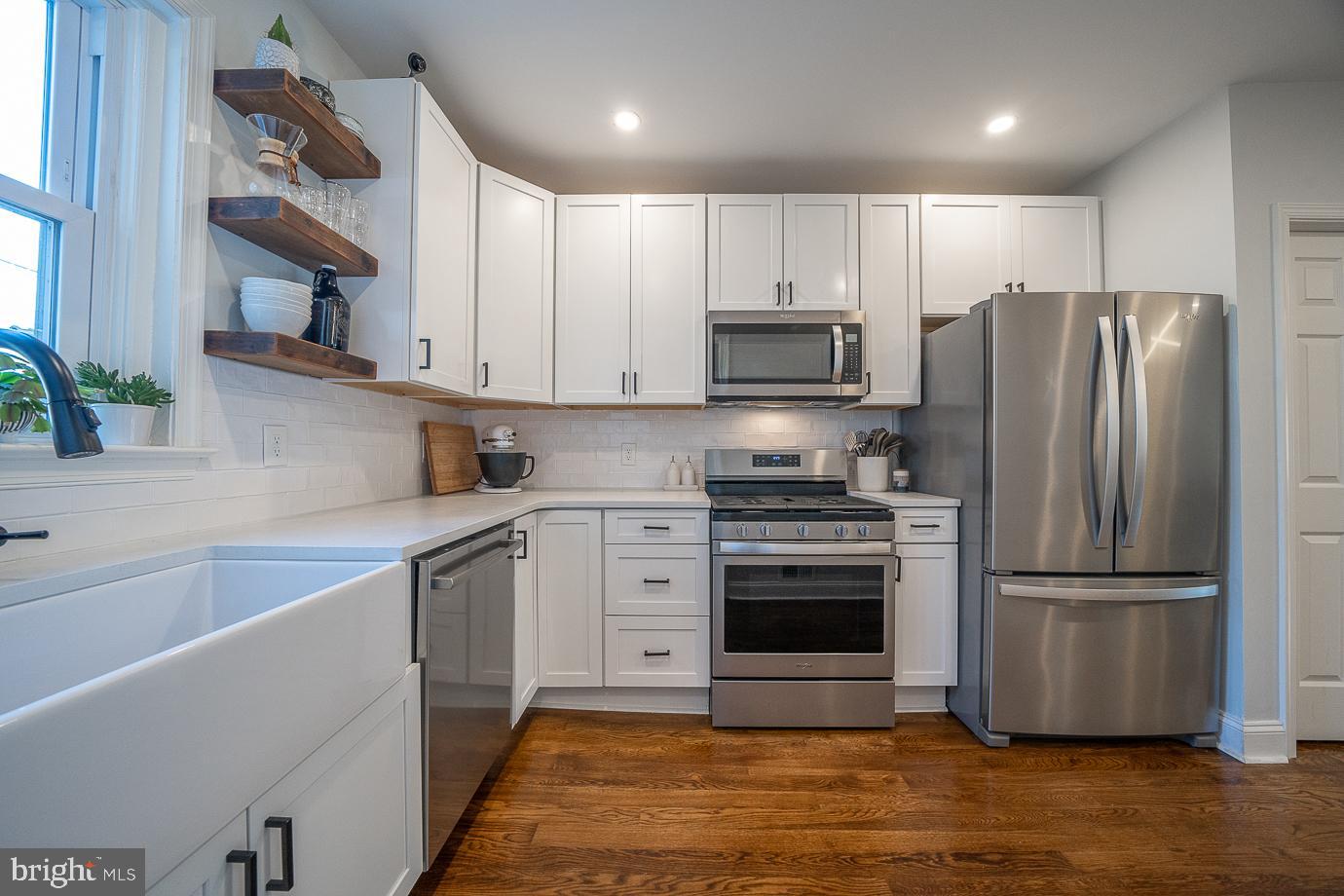 303 Woodbine Ave
