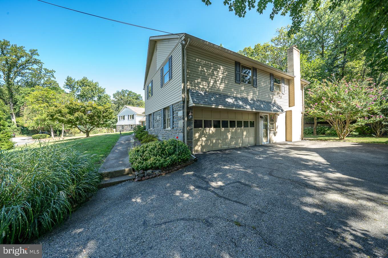 223 Melrose Cir