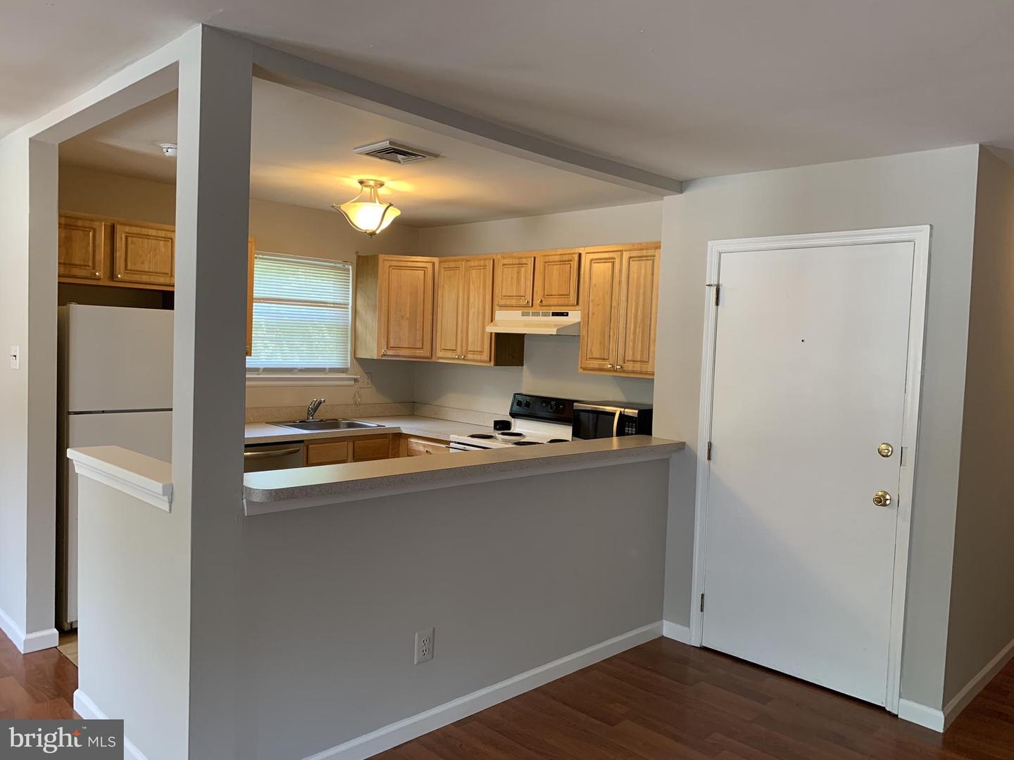 2166 Birch Dr #1st Floor