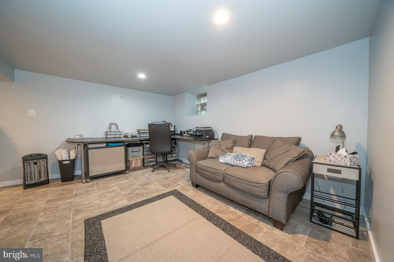 7608 Woodlawn Ave
