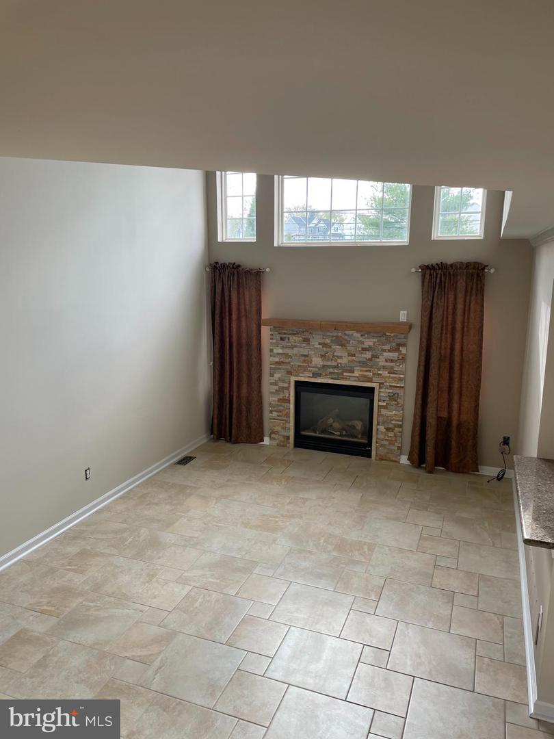839 Rosehill Dr