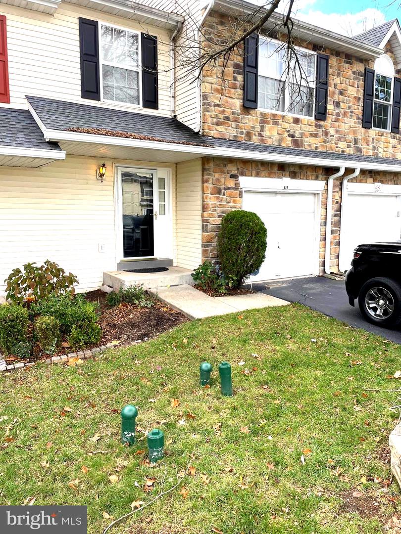 839 Rosehill Dr