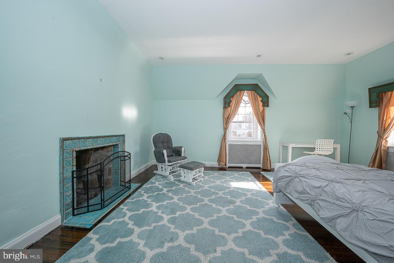 1429 Ashbourne Rd