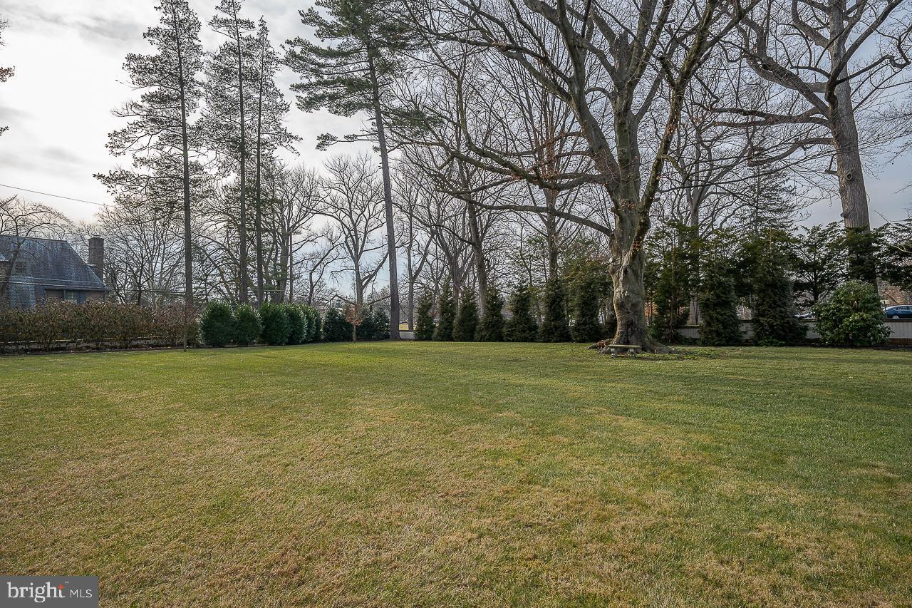1429 Ashbourne Rd