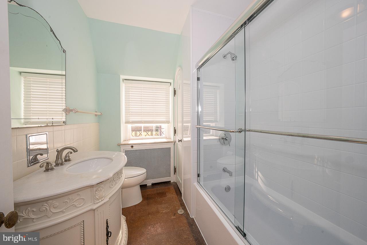 1429 Ashbourne Rd