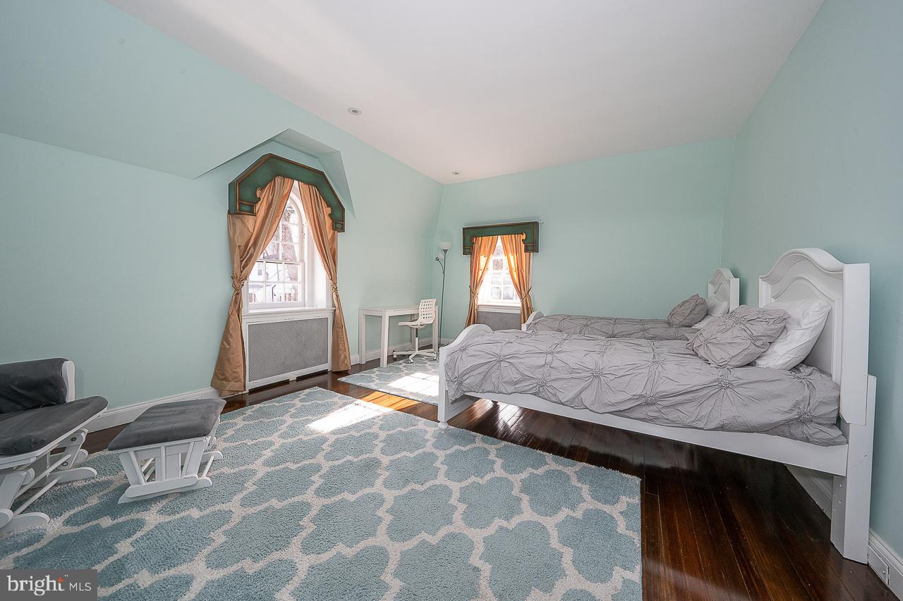 1429 Ashbourne Rd
