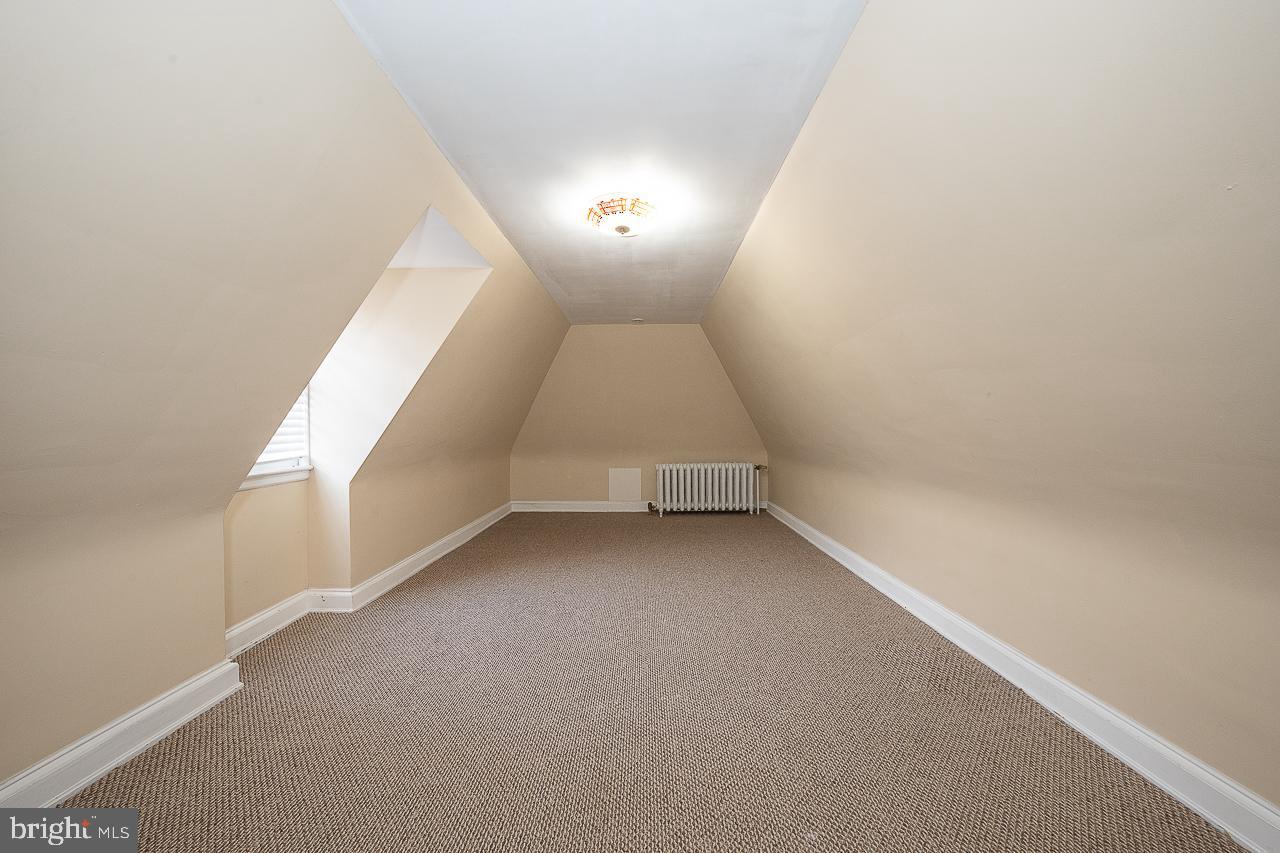 1429 Ashbourne Rd