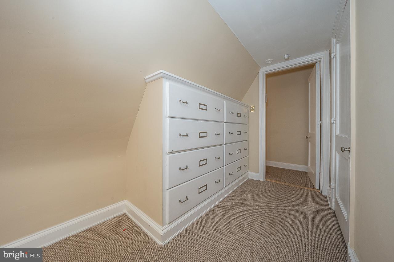 1429 Ashbourne Rd