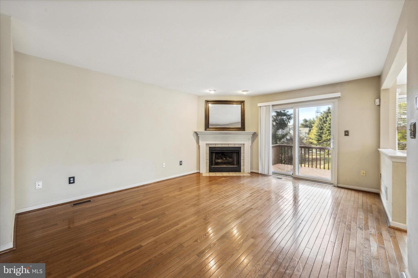 110 Gleneagles Dr