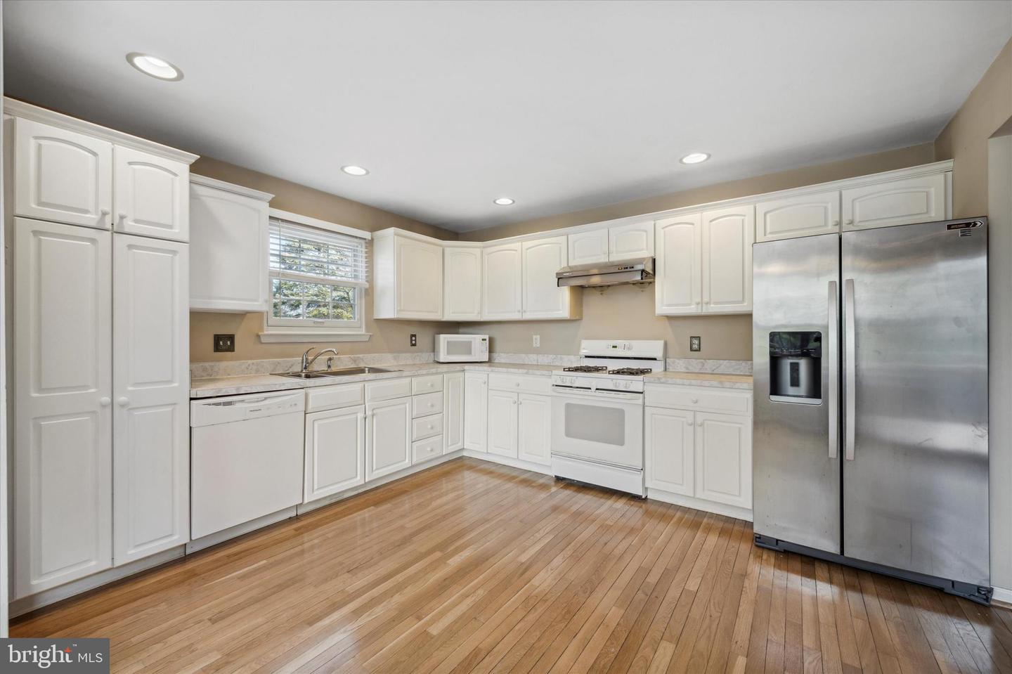 110 Gleneagles Dr