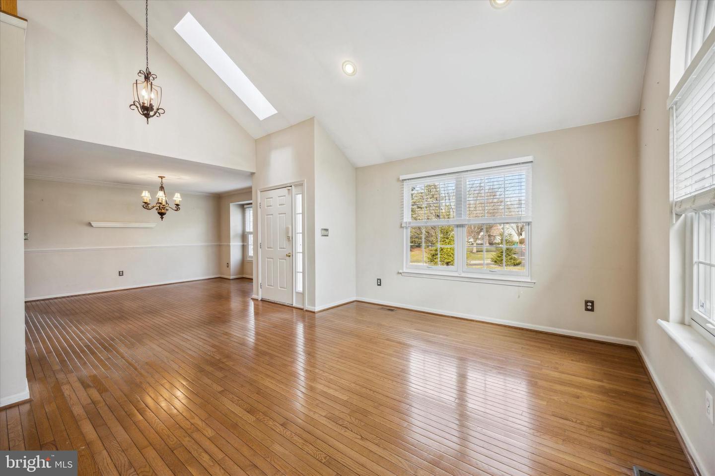 110 Gleneagles Dr
