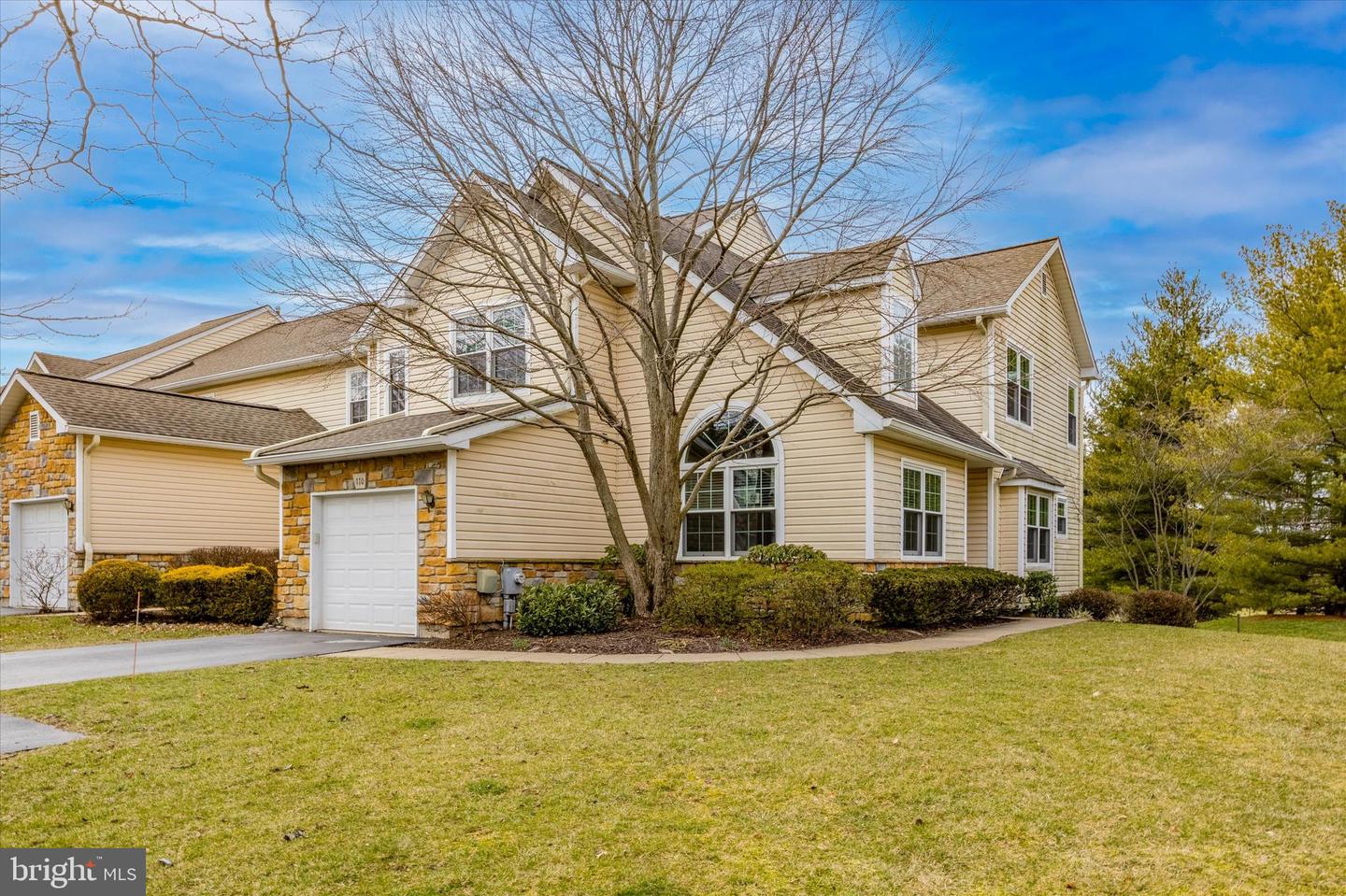 110 Gleneagles Dr