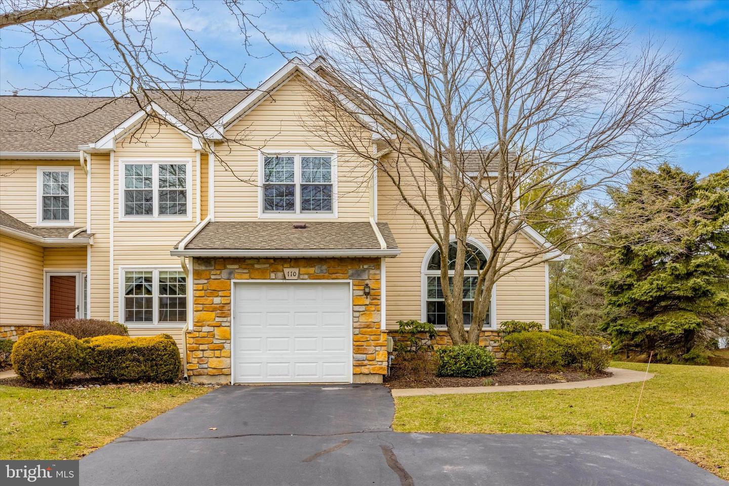 110 Gleneagles Dr