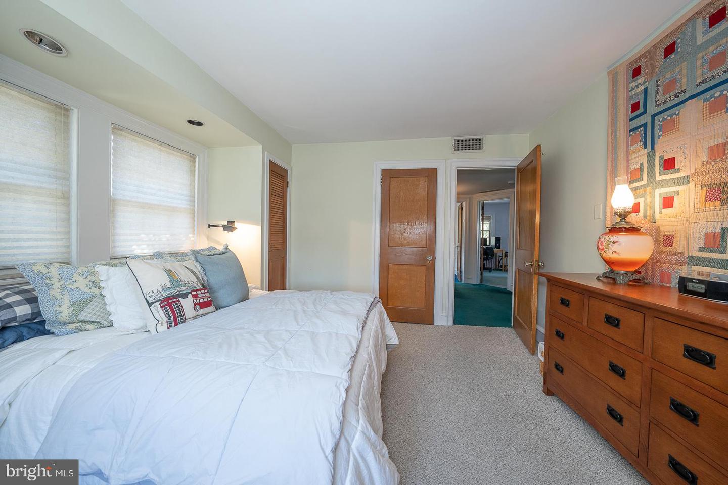 3 W Newfield Way