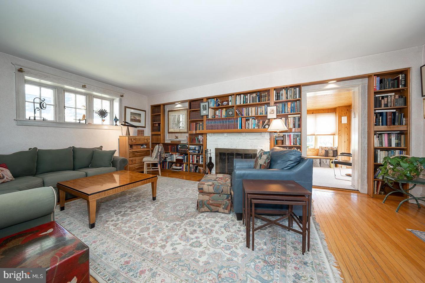 3 W Newfield Way