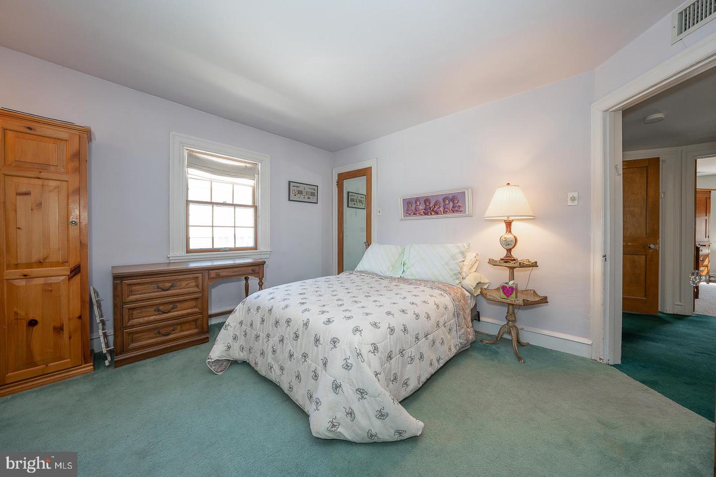 3 W Newfield Way