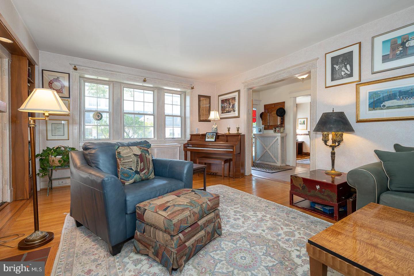 3 W Newfield Way