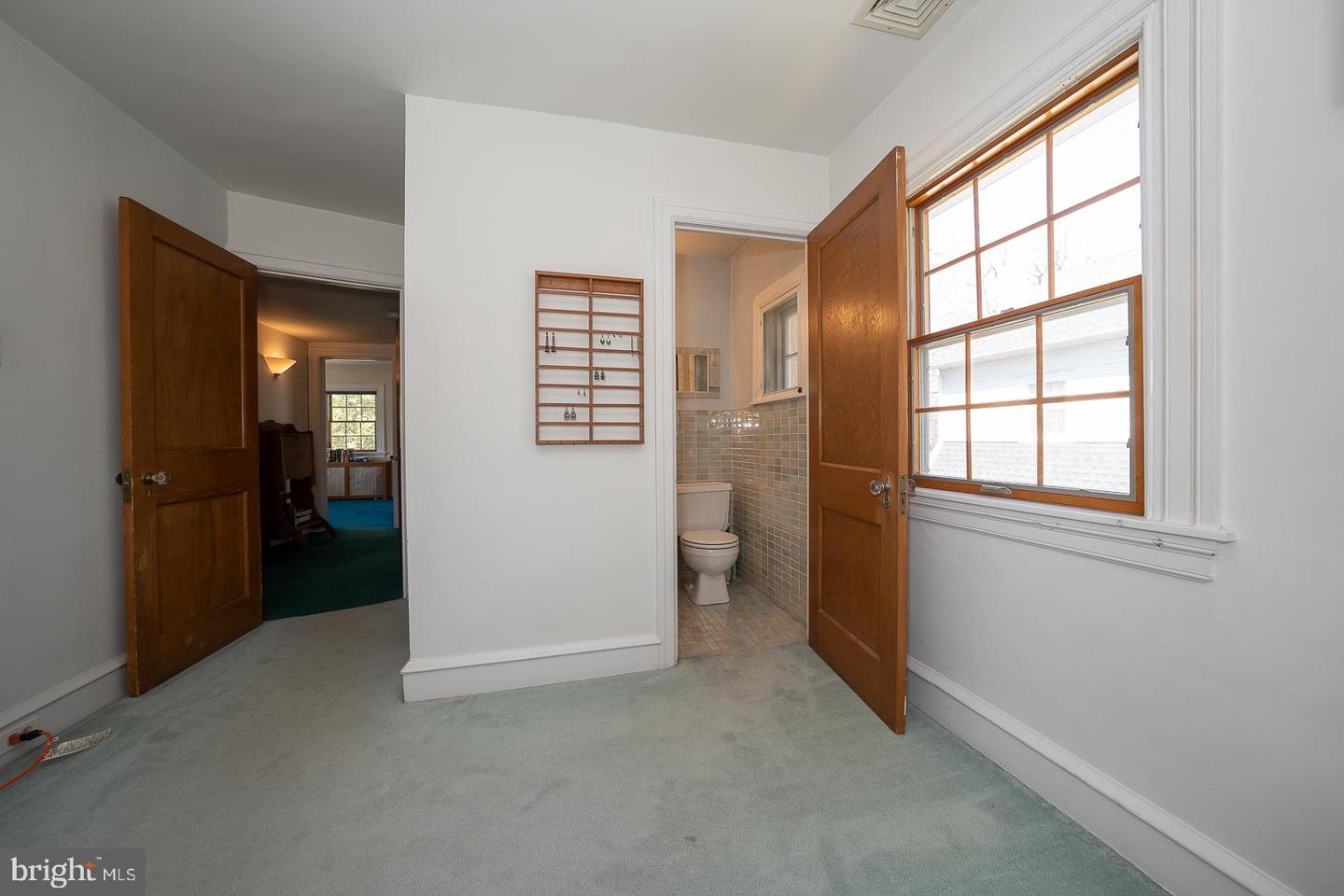 3 W Newfield Way