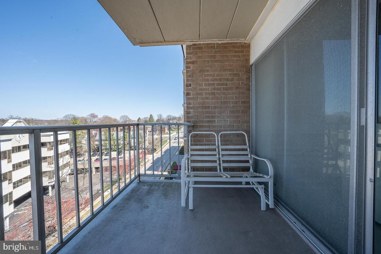 100 West Ave #606-W