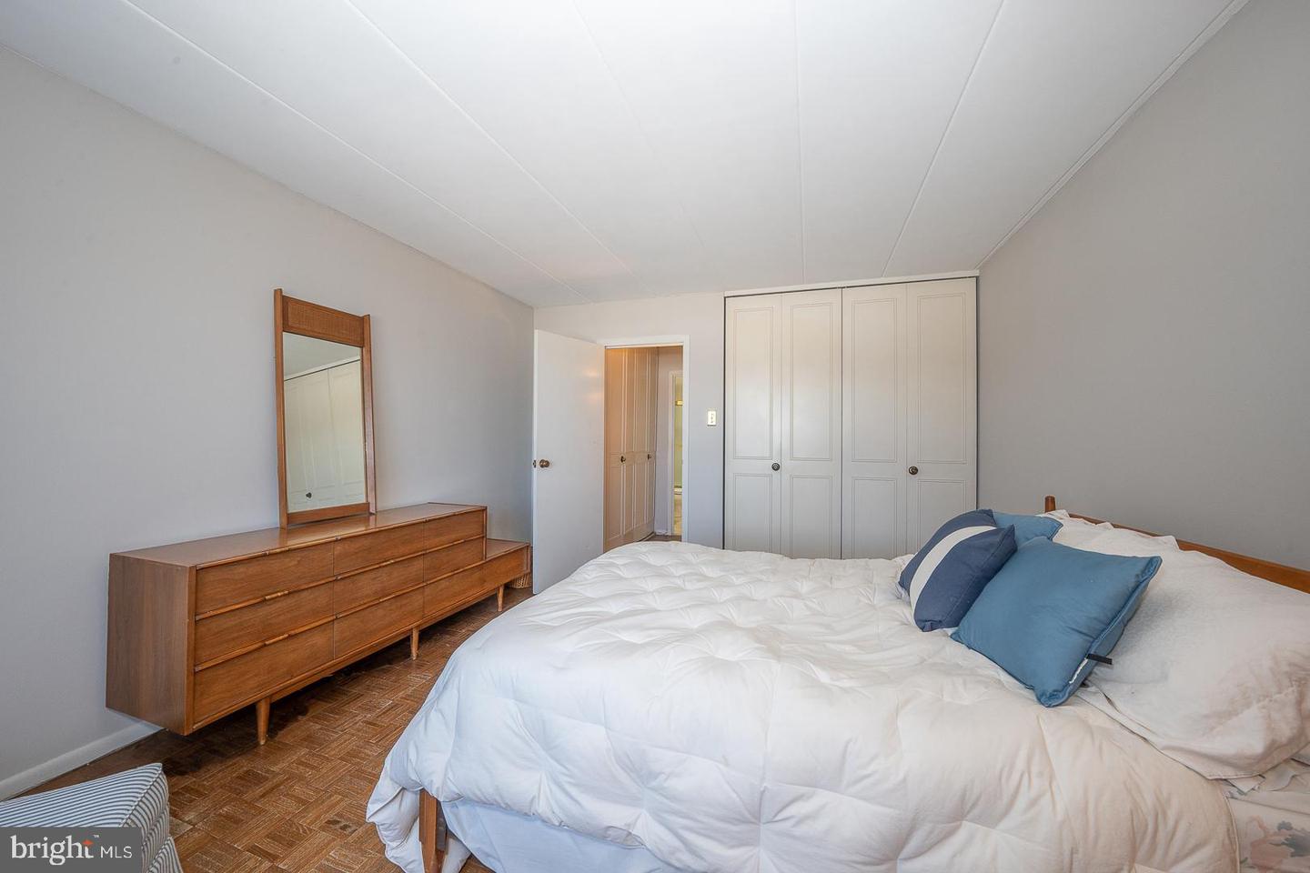 100 West Ave #606-W